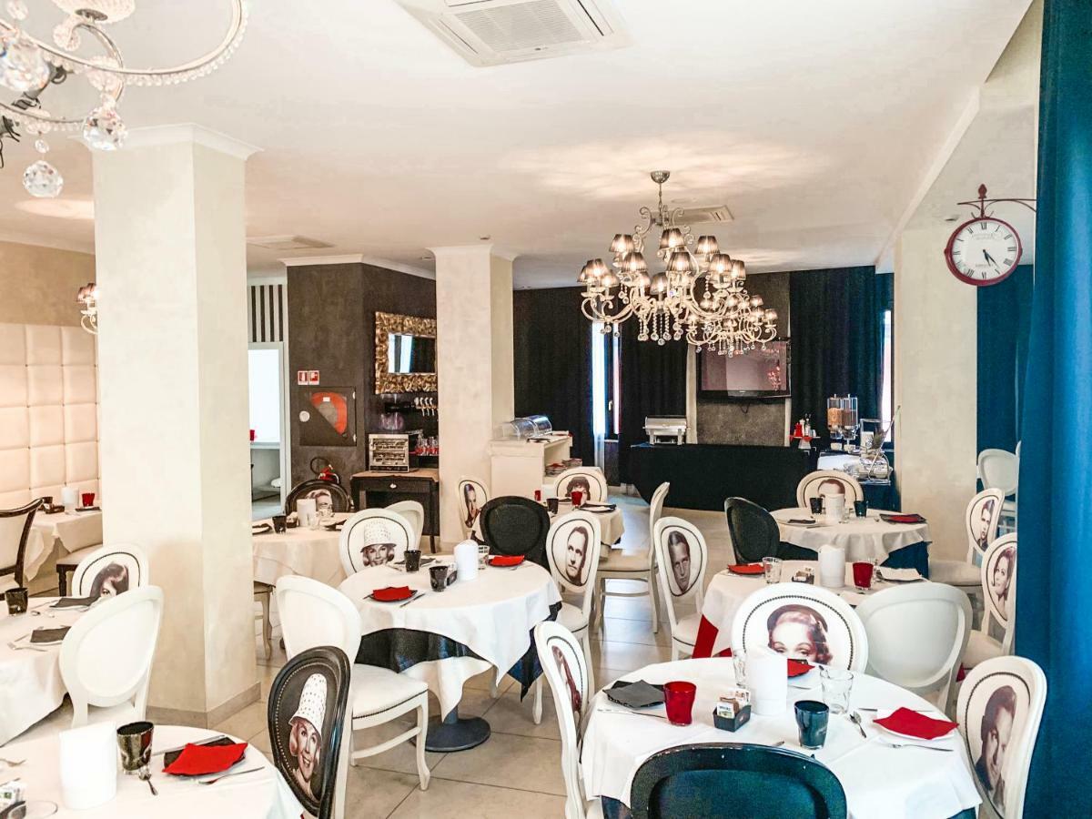 Hotel Le Cinema Gatteo a Mare Dış mekan fotoğraf